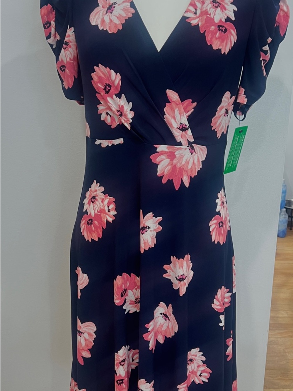NWT Tommy Hilfiger Women's Navy Floral-Print Ruched-Sleeve Dress Size 6
